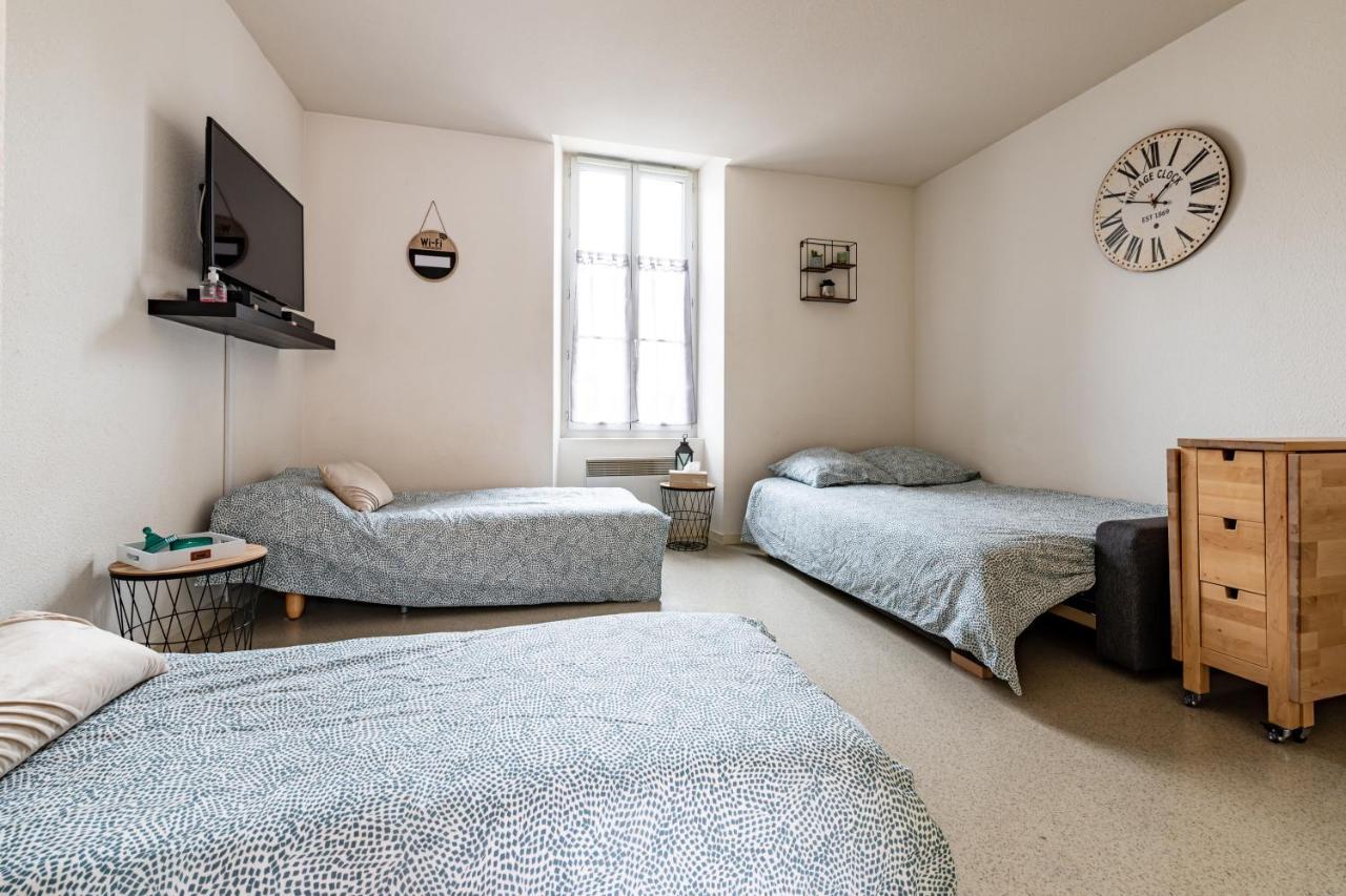 שולה Studio Centre Ville Avec Parking Prive מראה חיצוני תמונה